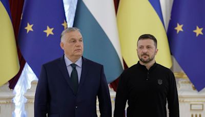 Guerra Rusia Ucrania día 860: Primer ministro de Hungría vista a Volodímir Zelenski pese a tensiones y pide un “alto al fuego”; ministro australiano no irá a la cumbre de la OTAN y más