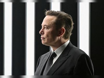 Tesla shareholder sues Elon Musk for alleged $7.5 billion insider trading - CNBC TV18
