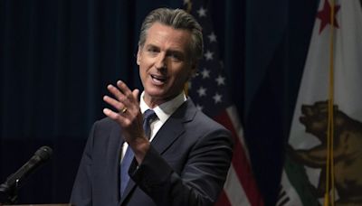 Newsom signs bill to let Arizona doctors provide abortions in California