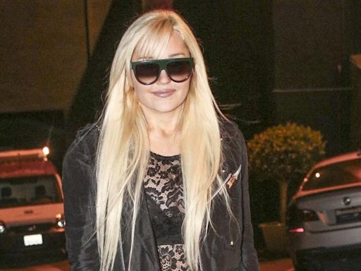 Amanda Bynes Shows Off Her Tummy as She Documents Weight-Loss Journey: Photos