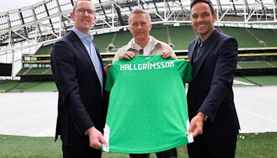 Heimir Hallgrímsson invites John O’Shea on new Republic of Ireland journey