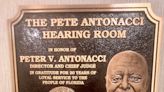 Judges dedicate commemorative plaque to the late Pete Antonacci