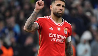 Video: el picante gesto de Nicolás Otamendi a los franceses