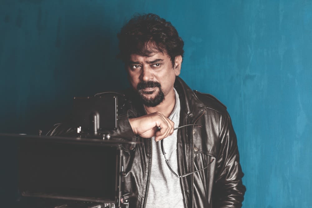 Shah Rukh Khan, Aamir Khan, Mani Ratnam and More Laud Ace Indian DoP Santosh Sivan Ahead of Cannes Honor (EXCLUSIVE)