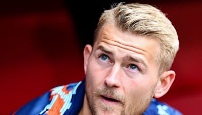Erik ten Hag breaks silence on Matthijs de Ligt transfer agreement with Man United