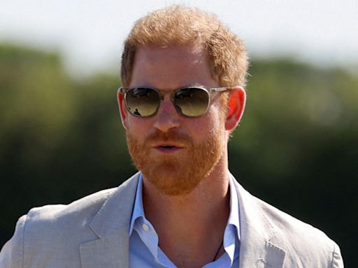 Prince Harry arrives in London with no plans to see King Charles III