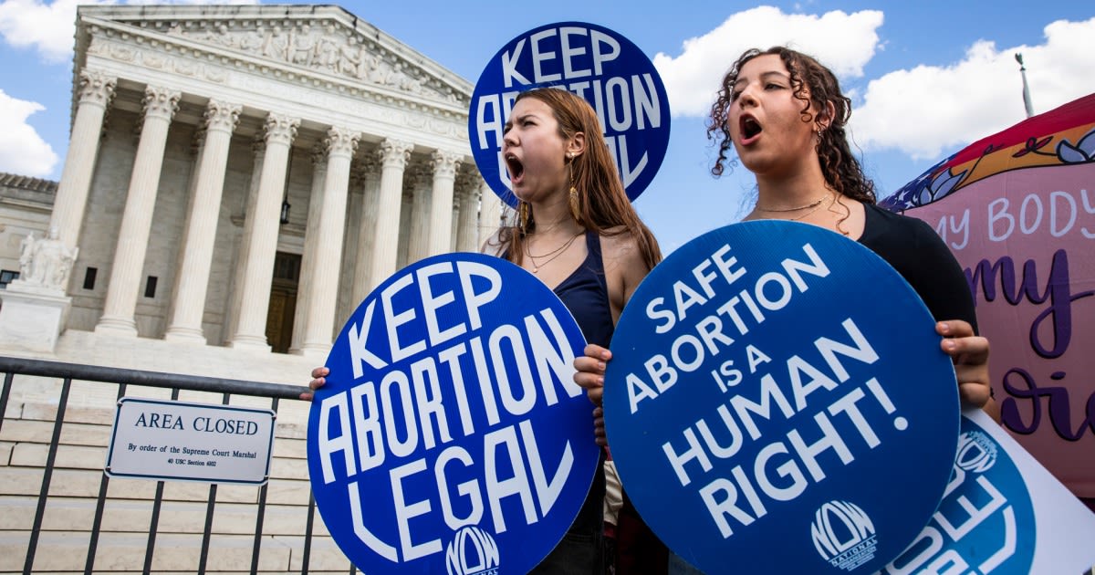 Senate Republicans block Democratic bill codifying Roe v. Wade abortion protections