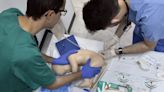 Andalucía creará una nueva figura de ayudantes para paliar la falta de profesores médicos