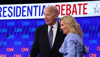 Jill Biden quietly fed lines into Joe Biden's ear, reminding him of a megadonor's name and saying to thank them, report says