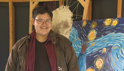 Young Cree artist's version of Vincent van Gogh's Starry Night wows graduation