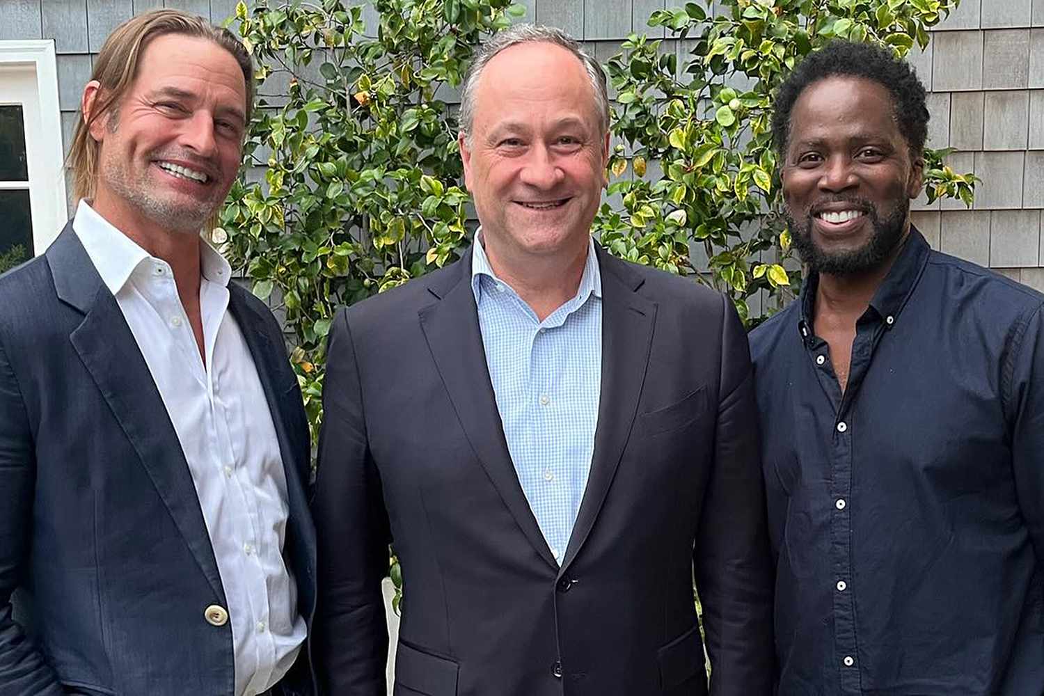 “Lost ”Stars Harold Perrineau and Josh Holloway Are All Smiles as They Have Mini Reunion