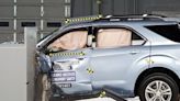 Experts: new crash tests highlight need for safety measures for rear seat passengers