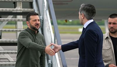 Harris and Zelensky embrace as Ukrainian president lands in Ireland