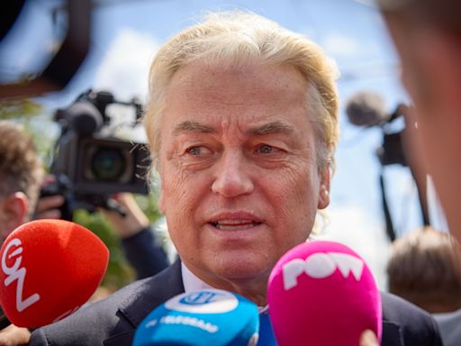 New Dutch Cabinet Forms With Populist Wilders as Kingmaker