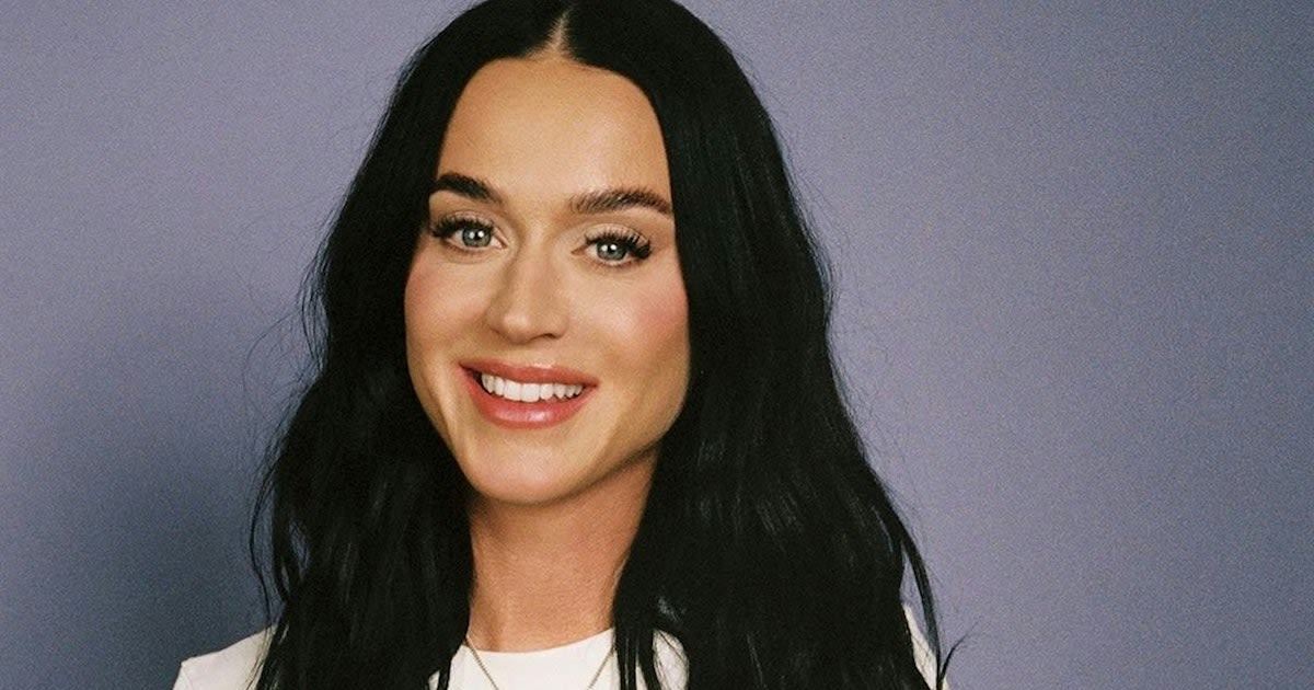 Katy Perry Rocked A $240 T-Shirt With A Faux Nipple Piercing