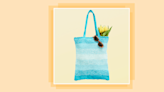 Knit a useful tote bag with our pattern – perfect for beginners!