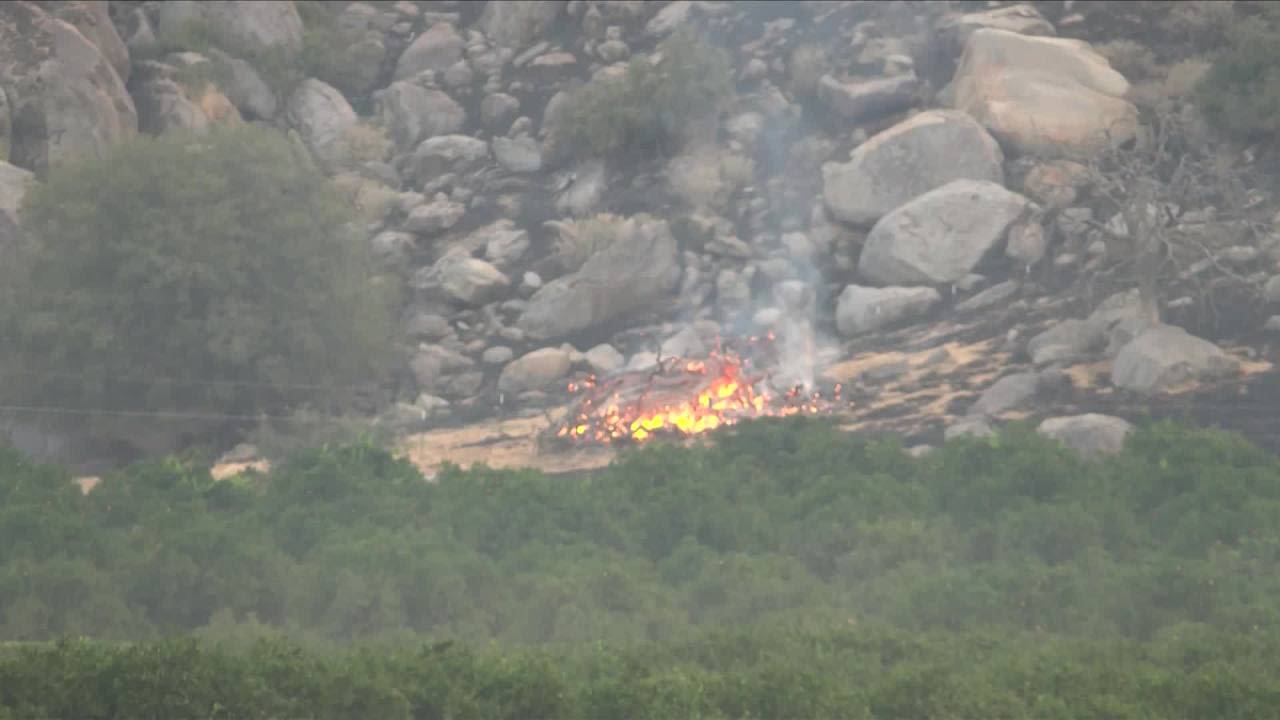 750 structures threatened by Fresno June Lightning Complex Fire