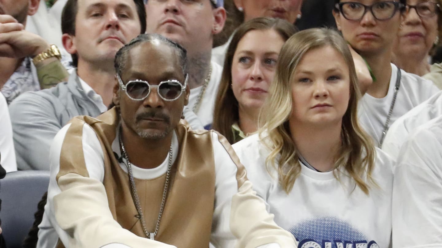 Snoop Dogg Gives Hilarious Courtside Reaction to Luka Doncic Trash Talking Timberwolves Fans