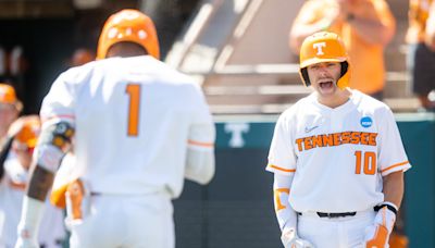 Tennessee Vols match Evansville resilience, trump it with home runs | Adams