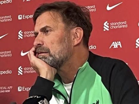 El discurso de Klopp a su equipo, como antes del Barcelona: "Si caemos, de la forma más maravillosa"