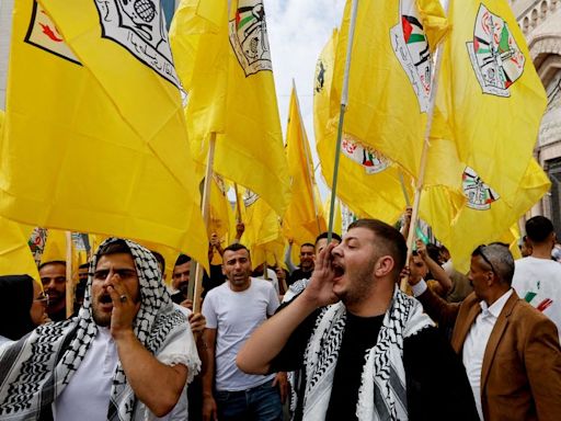 Hamas signals post-war ambition in talks with Palestinian rival Fatah