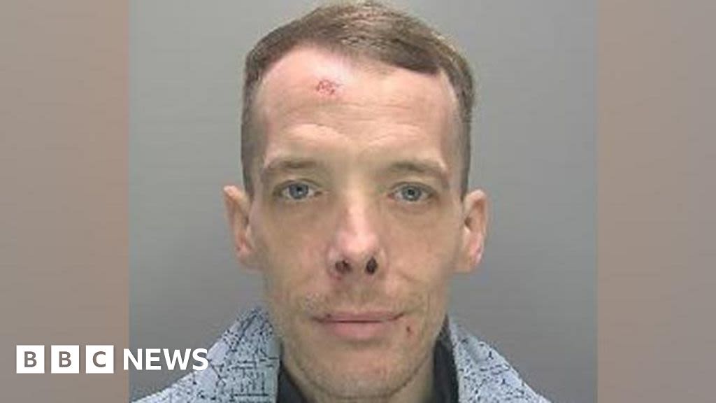 Prolific burglar Robert Rust jailed after 'rampage' in Cambridge