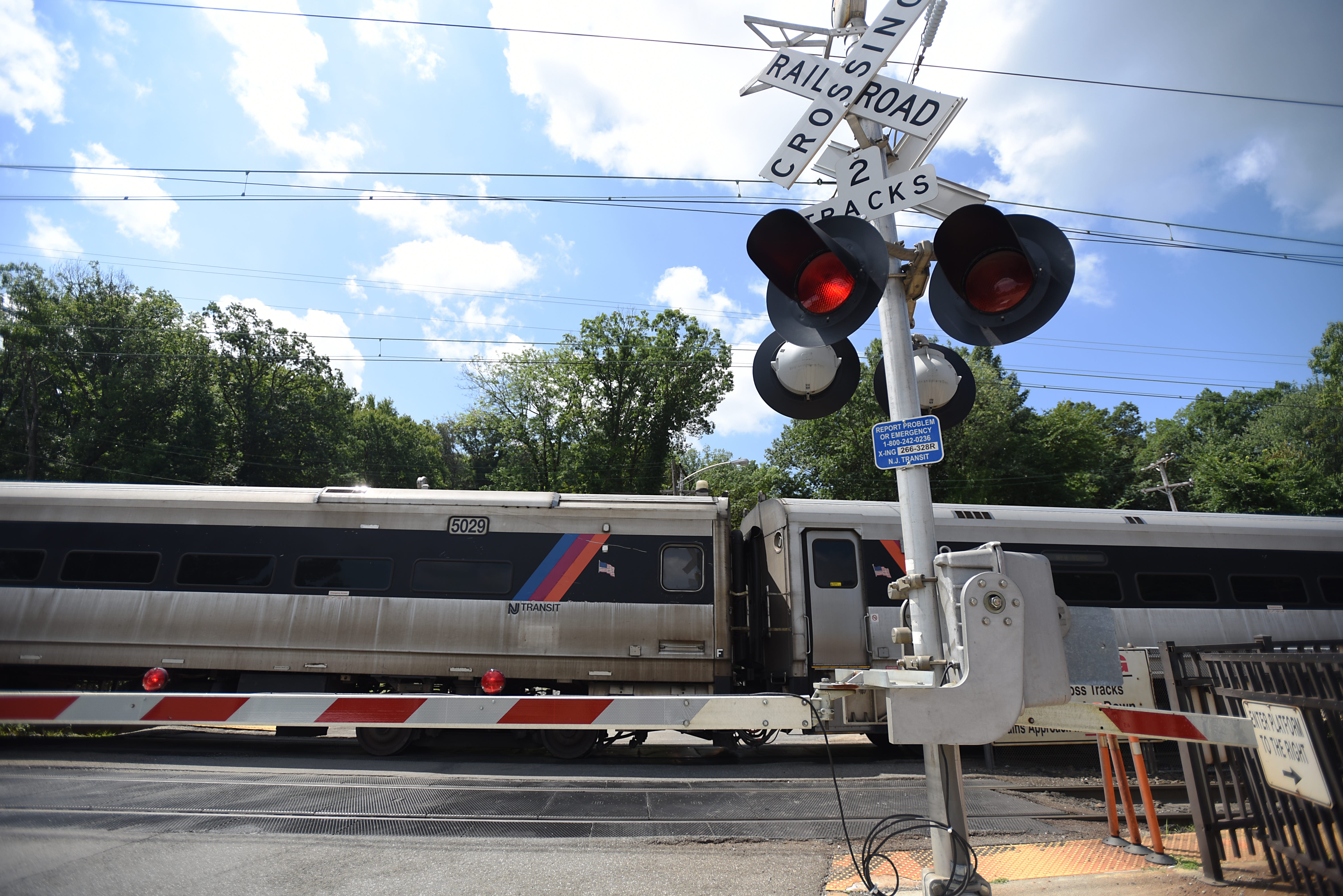 How extreme heat may cause more delays for New Jersey Transit