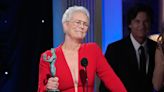 Jamie Lee Curtis weighs in on ‘nepo baby’ debate during SAG winner’s speech