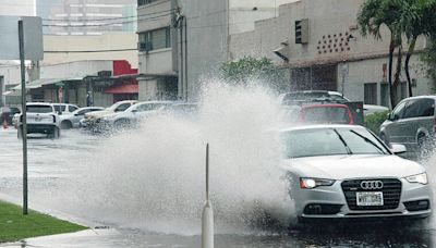 Off the news: Heavy rains cause damage, more to come | Honolulu Star-Advertiser