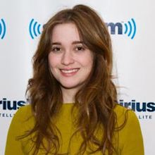 Alice Englert