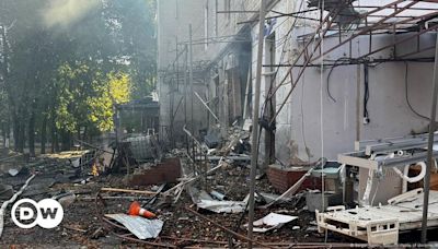 Ukraine updates: Sumy hospital hit by deadly double attack – DW – 09/28/2024