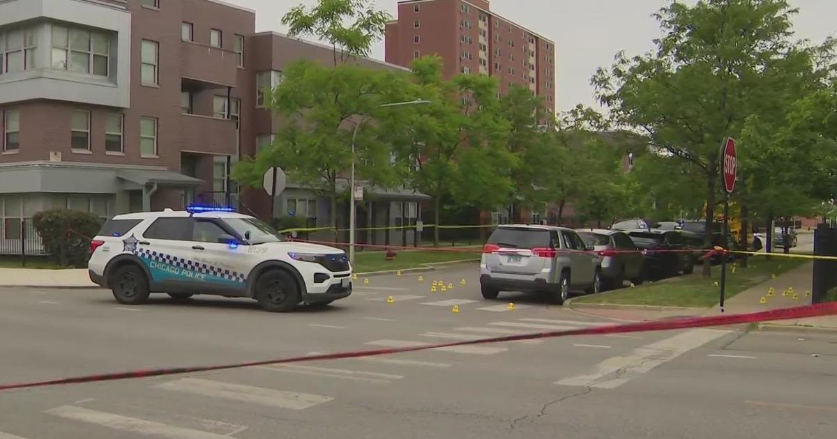 5-year-old girl killed, man hurt in shooting on Chicago's Near West Side