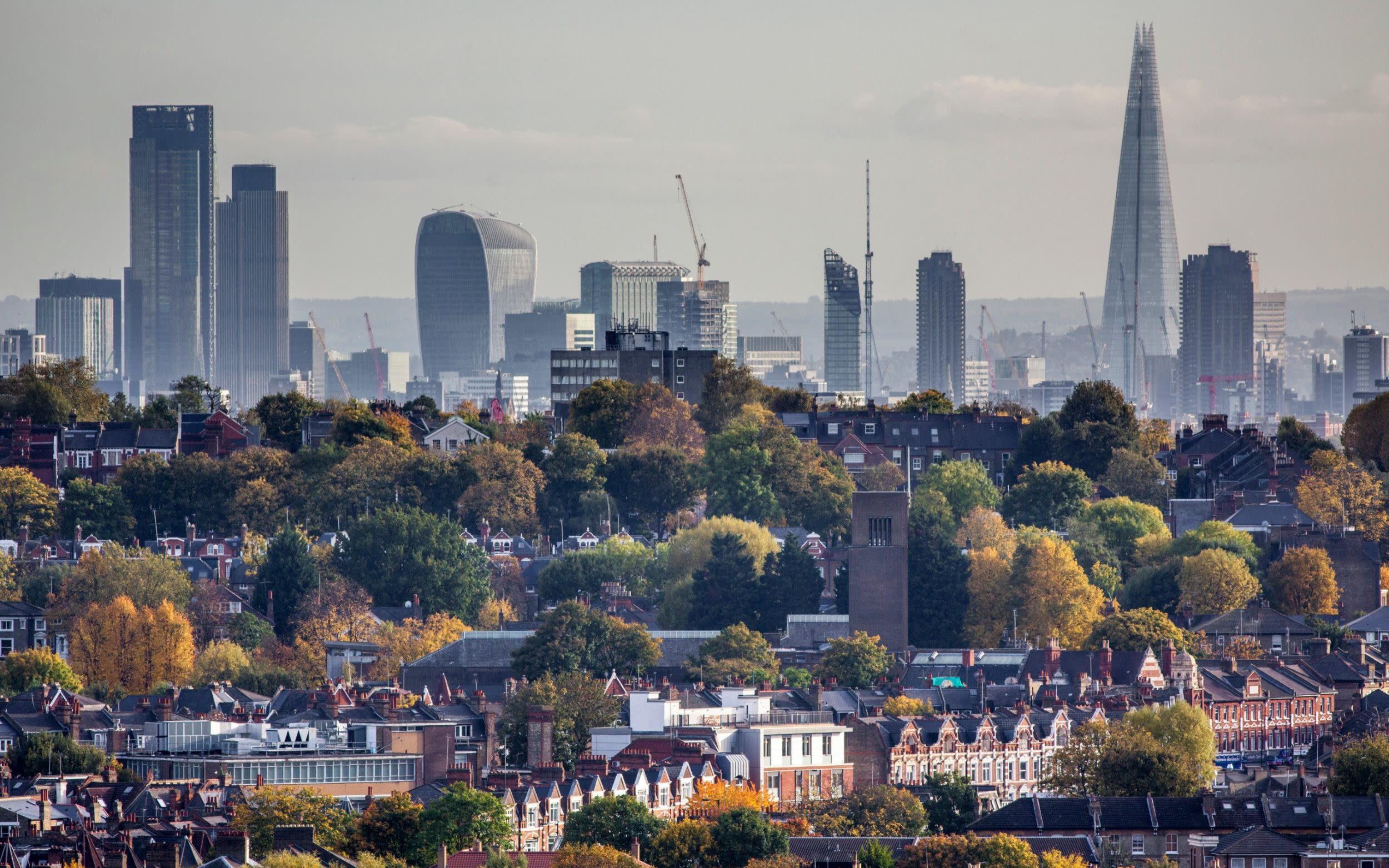 Mortgages fall on hopes of summer rate cuts