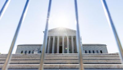 El Tribunal Supremo de Estados Unidos declara ilegal la prohibición de Trump de aceleradores de disparos