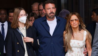 Jennifer Lopez, Violet Affleck's Closeness Is 'Tricky' For Ben: Source