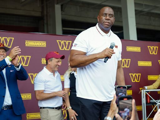 Commanders star Terry McLaurin has lunch with Magic Johnson