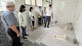 劉建國、教育部國教署組長會勘雲林中小學 改善老舊廁所提升學習環境