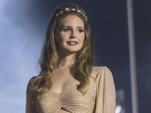 Lana Del Rey’s ‘curse’ on female popstars might be complete