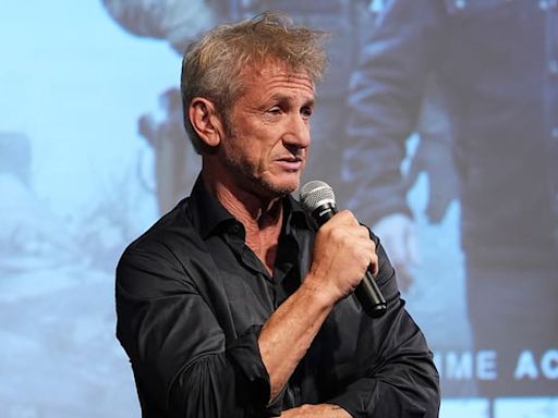 Sean Penn está enamorado de modelo y actriz 32 años menor que él. Fotos