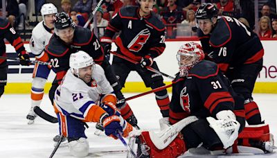 What channel is New York Islanders vs. Carolina Hurricanes Game 3 game on tonight (4/25/2024)? FREE LIVE STREAM, time, TV channel for NHL Playoffs