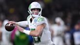 Oregon one-ups wild interception with late drive, dramatic extra point to top UNC in Holiday Bowl thriller