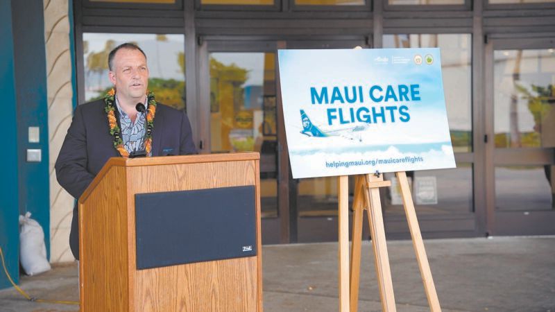 Governor, Alaska Airlines, and partners offer travel gift program for Maui wildfire victims | News, Sports, Jobs - Maui News