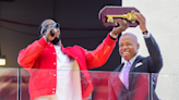 DIDDY: Returns Key to City of New York | 93.3 The Beat | T-Roy