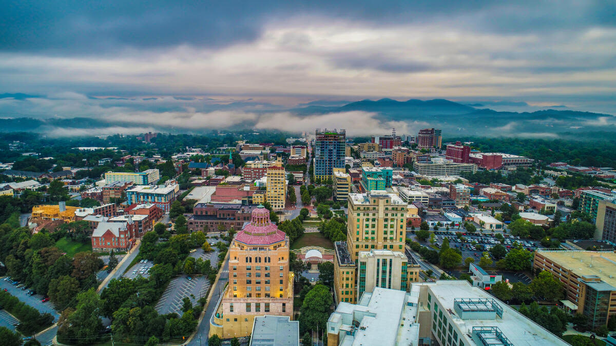 North Carolina Spot Named 'Most Charming Small Town To Visit' In The State | iHeart