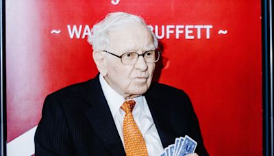 Warren Buffett frena la venta de acciones de Bank of America