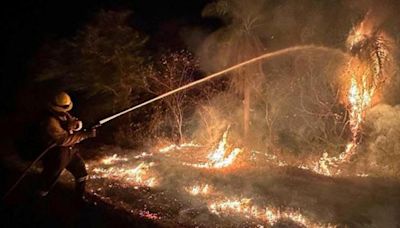 20 bomberos de GEOS parten a San Javier para apoyar en la sofocación de incendios