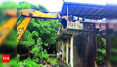 Chromepet encroachments cleared, MTC depot expansion | Chennai News - Times of India