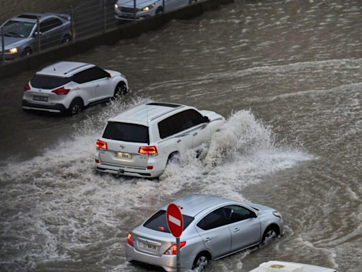 UAE: Dubai, Abu Dhabi brace for unstable weather as rain and thunderstorm forecasts issued