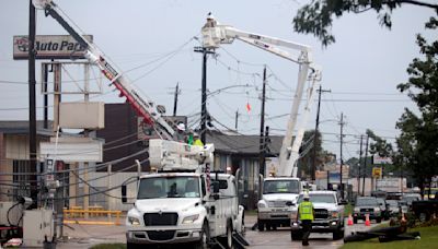 Houston hospitals report spike in heat-related illness during widespread storm power outages