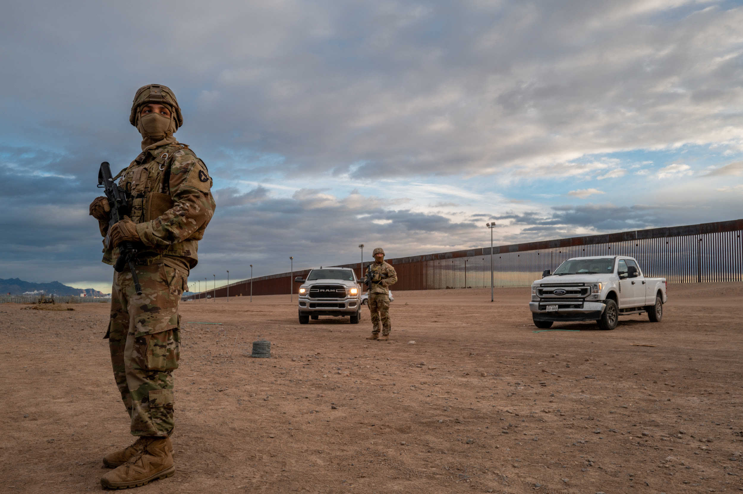 Texas National Guard fires on migrants, video appears to show